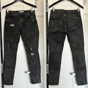 GAP womens black denim skinny jean, size 29R